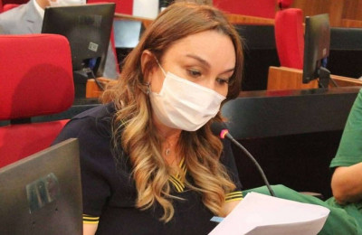 Deputada Flora se destaca com projetos de leis voltados para a pandemia